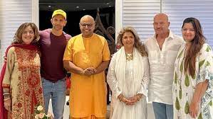 Gaur Gopal Das is hosted at the Mumbai residence of Hrithik, Rakesh, and Pinkie Roshan, who also take a photo with a monk. See images