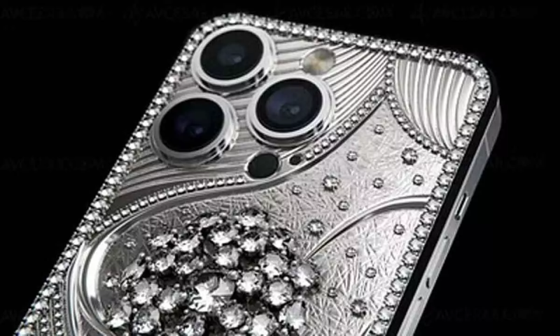 This is the world’s most expensive iPhone, costing more than a Lamborghini Huracan Evo