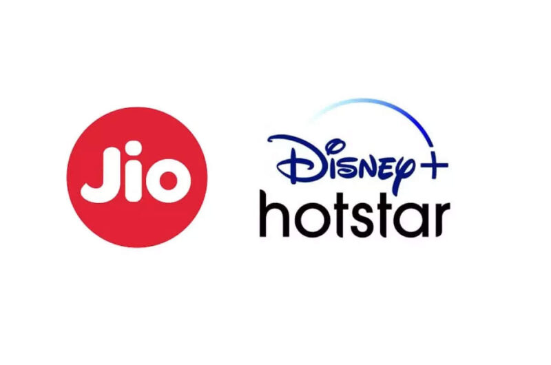 Here are the Jio Prepaid plans that offer a free Disney+ subscription and a free Hotstar subscription