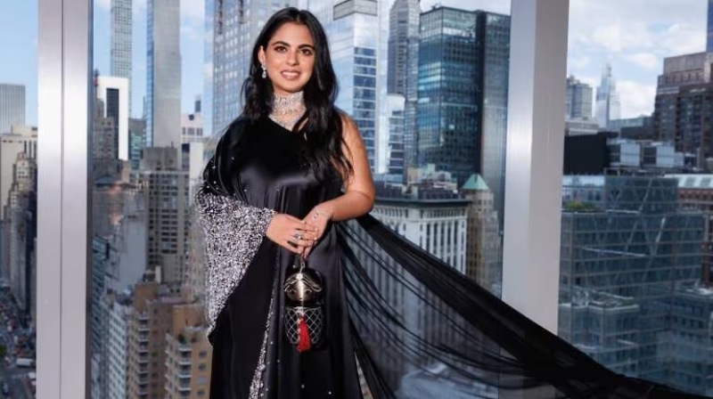 2024 Indian Businesswoman Award from Lokmat won by Isha Ambani